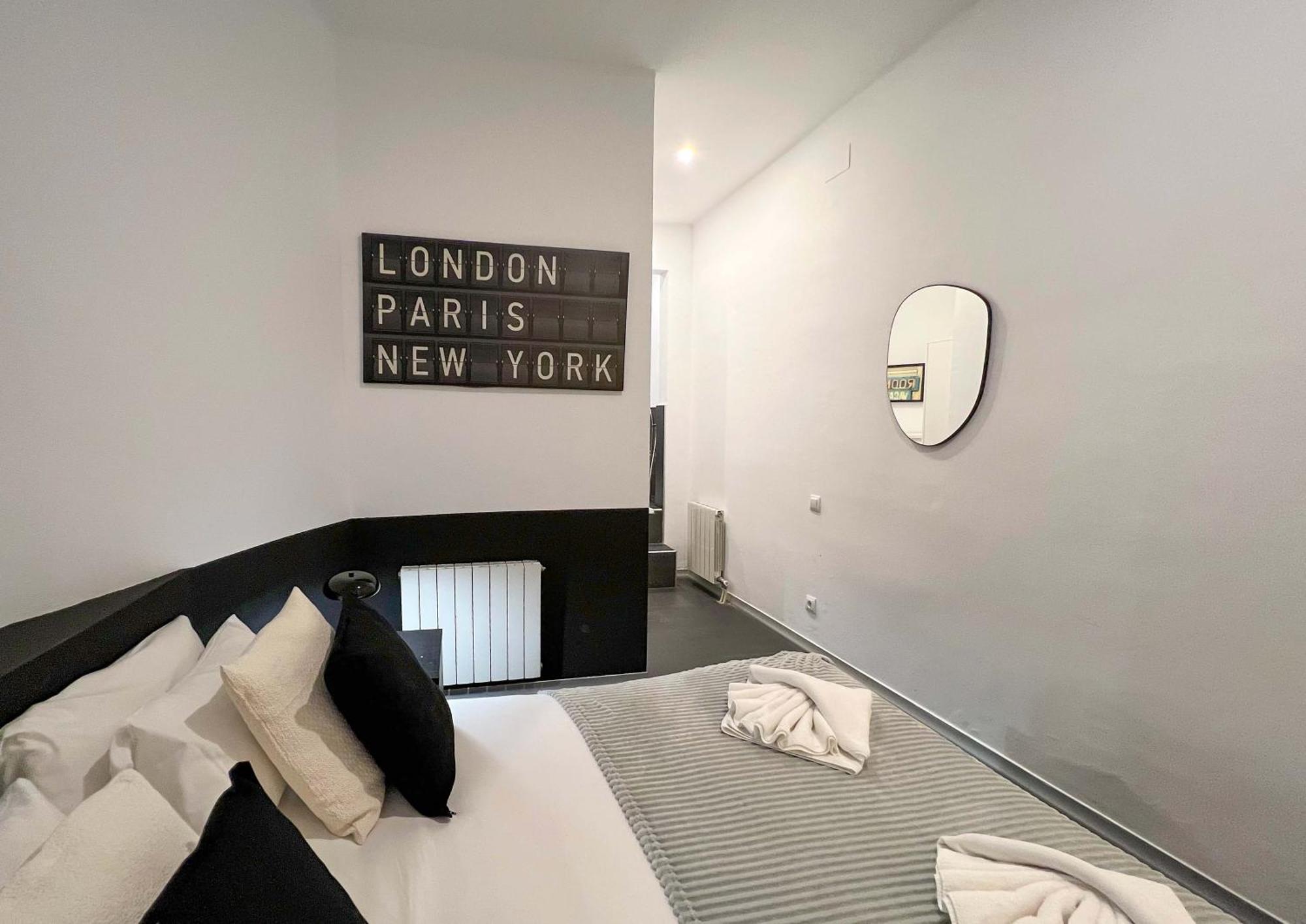 Stay Unique Apartments Cent برشلونة المظهر الخارجي الصورة