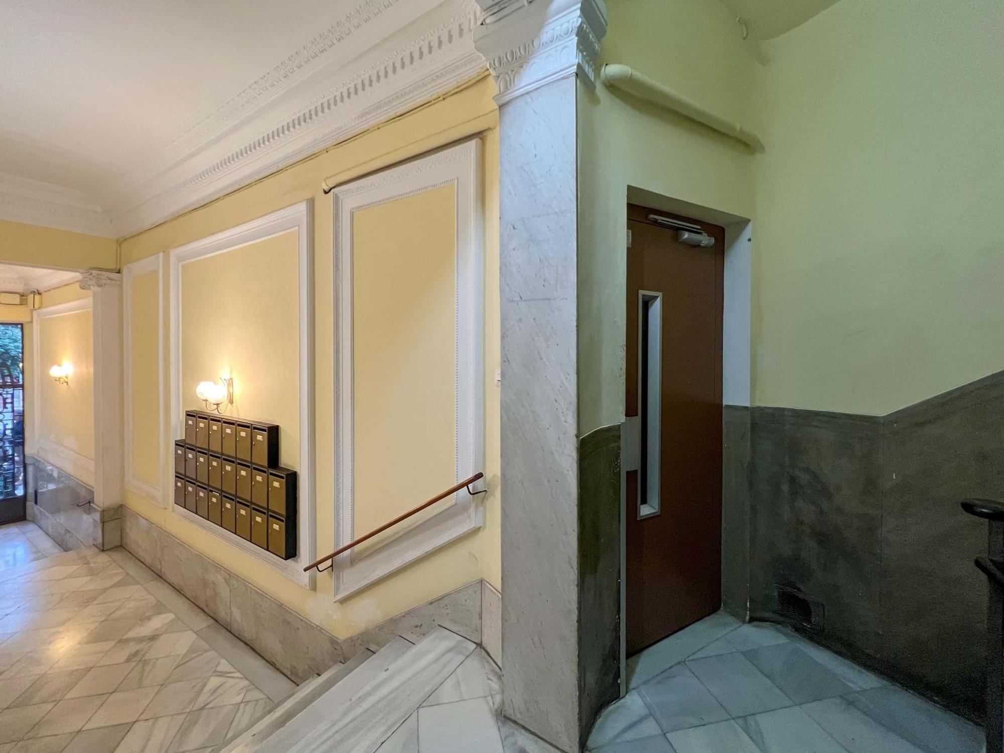 Stay Unique Apartments Cent برشلونة المظهر الخارجي الصورة