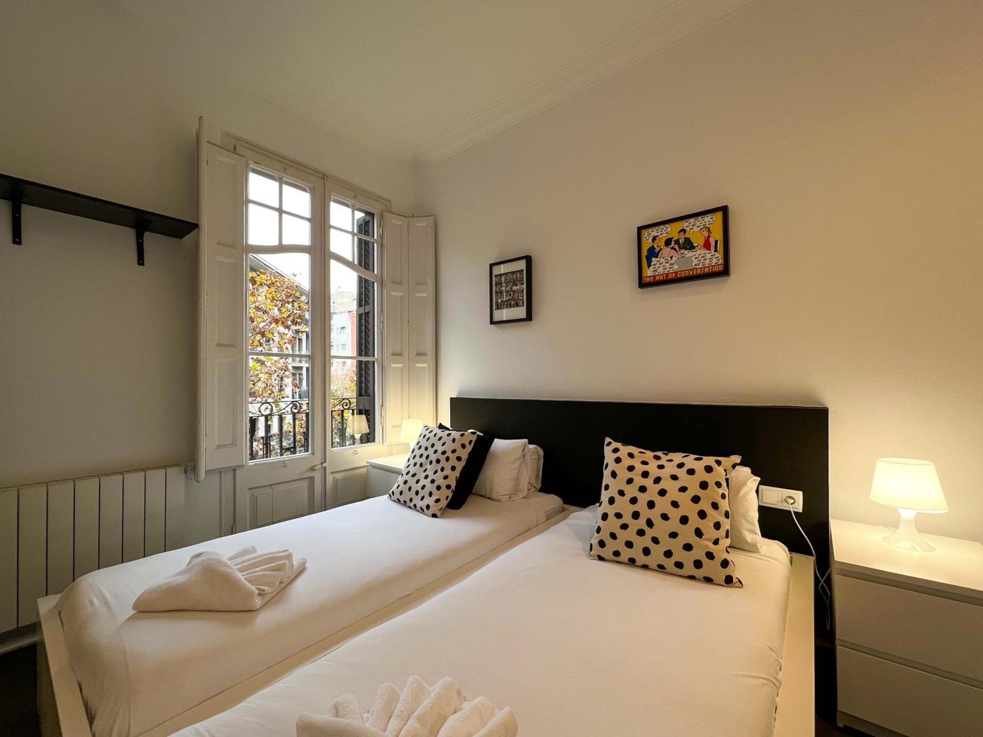 Stay Unique Apartments Cent برشلونة المظهر الخارجي الصورة